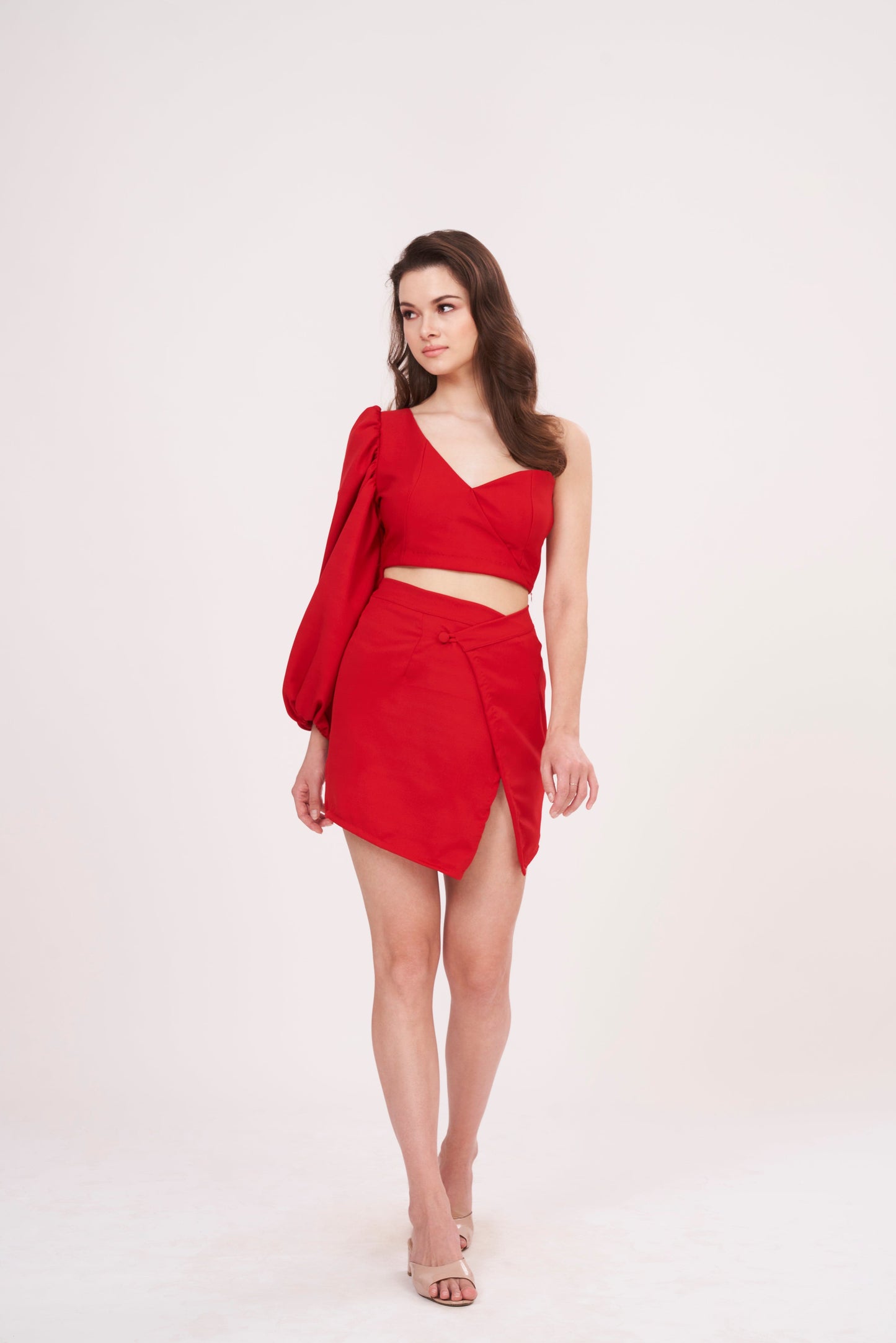 One-sleeve Ravishing Red top, perfect for formal and casual occasions. Feminine style adds a hint of sexiness and glamour to any outfit.