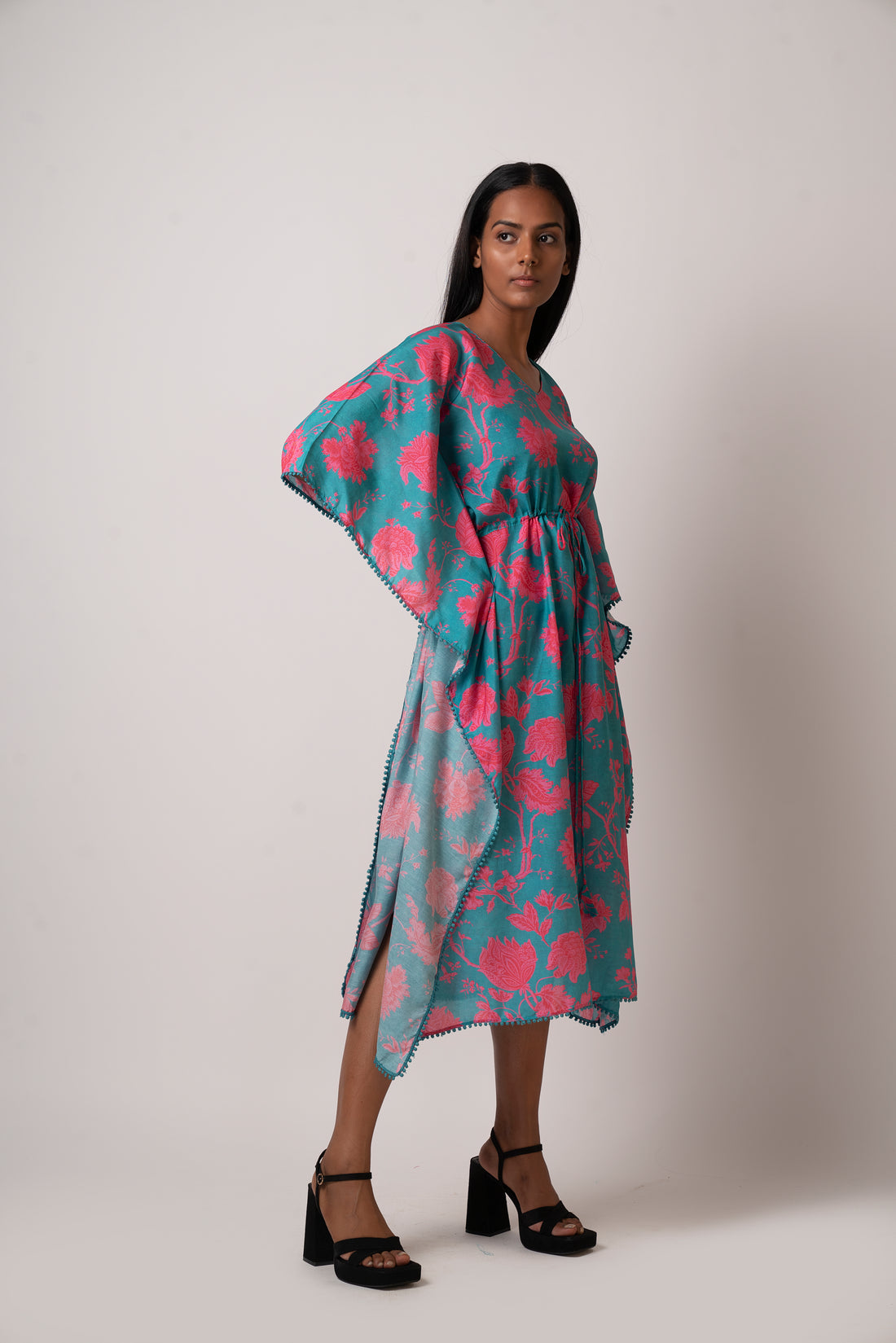From Beach to Party: Kaftan Dresses for Every Occasion