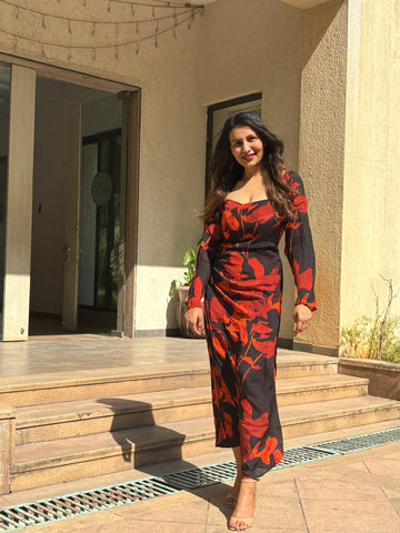 Ankle-length chinon dress with an overlapped neckline and long sleeves