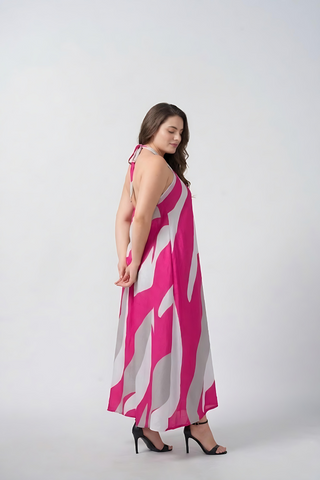 Curve fit chinon dress with a halter neck for a balanced and flattering look