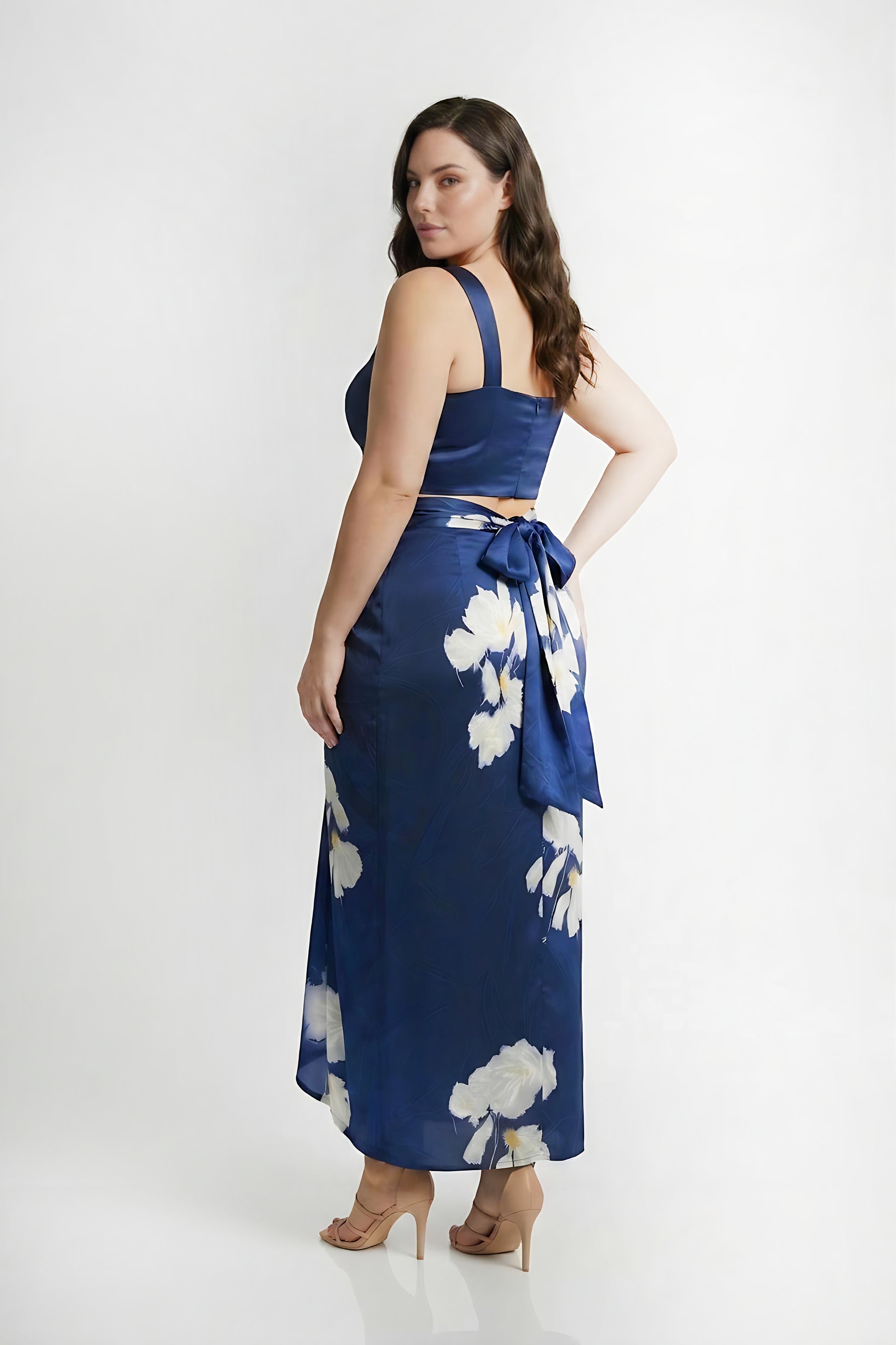 Extended size floral co-ord set, perfect for parties, celebrations, and evening occasions