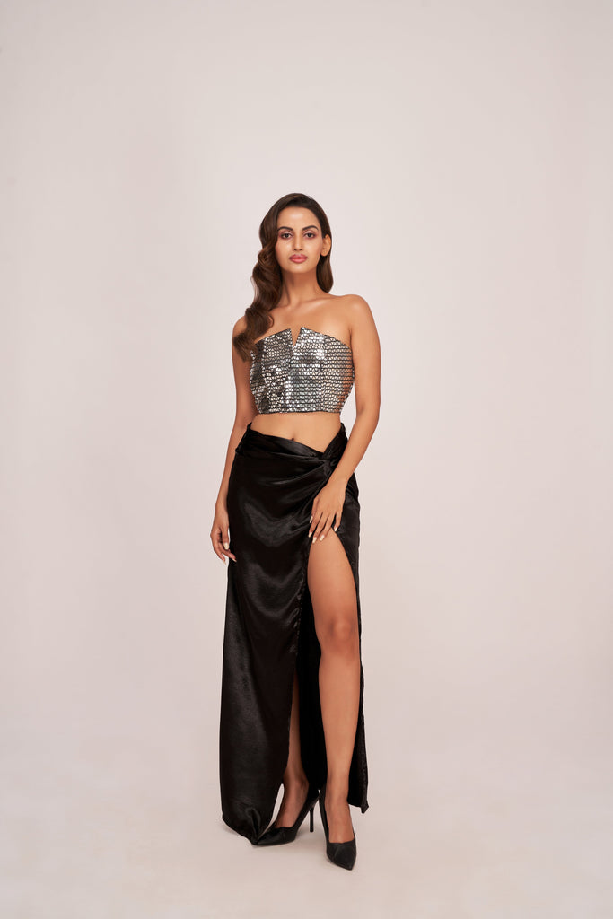 Radiant Noir Long Skirt