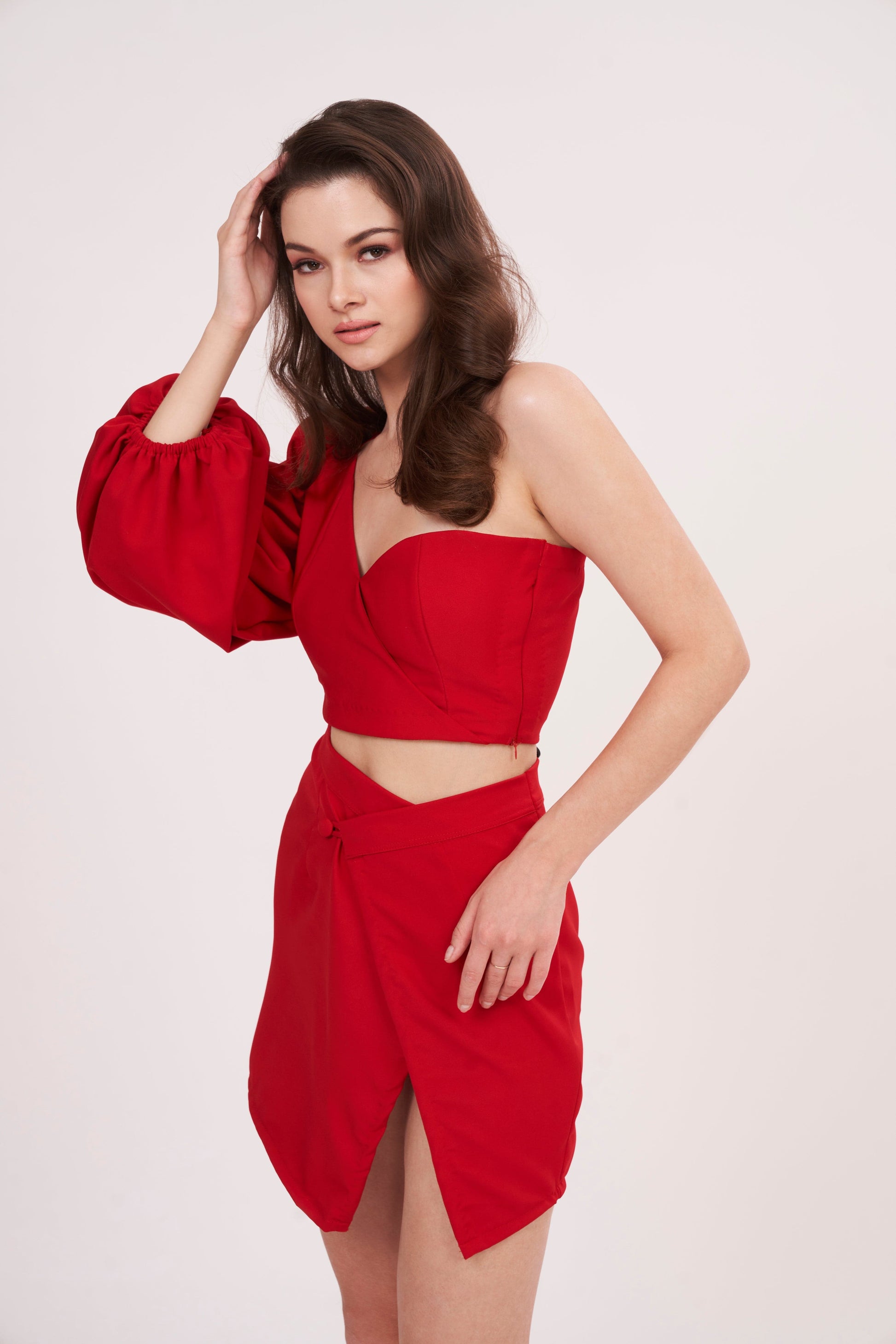 One-sleeve Ravishing Red top, perfect for formal and casual occasions. Feminine style adds a hint of sexiness and glamour to any outfit.