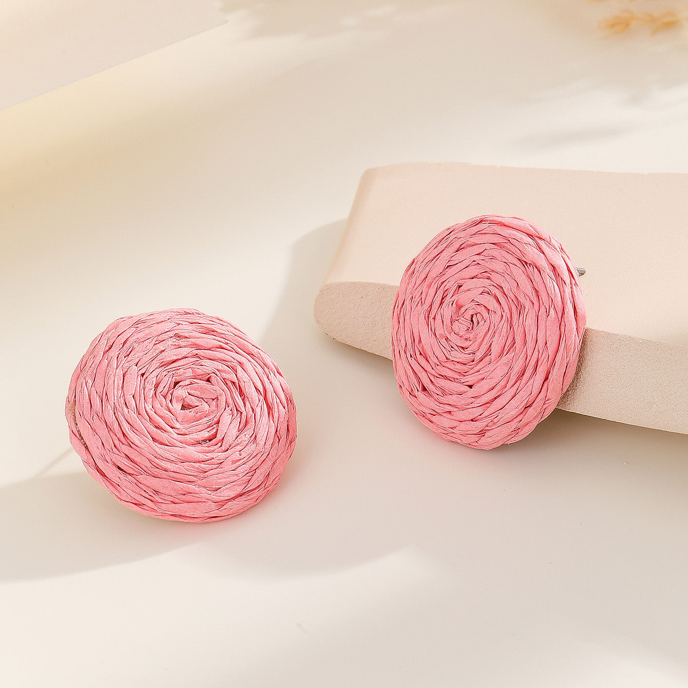 Raffia Round Drop Earrings – Pink